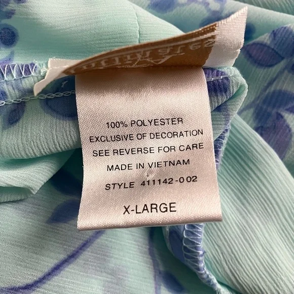 L.A. Intimates Floral Robe - Picture 9 of 9